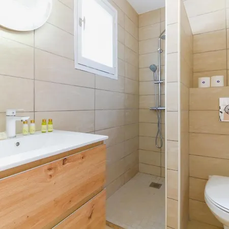 Select'sohome - A Quelques Pas De La De Saint-clair - Parcfo15 Le Lavandou